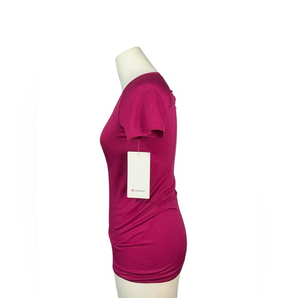 Lululemon Swiftly Tech Short Sleeve Shirt 2.0 Ripened Raspberry Sz 4 NWT - Picture 3 of 11